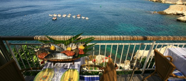 Cuisine niçoise et vue sur la mer