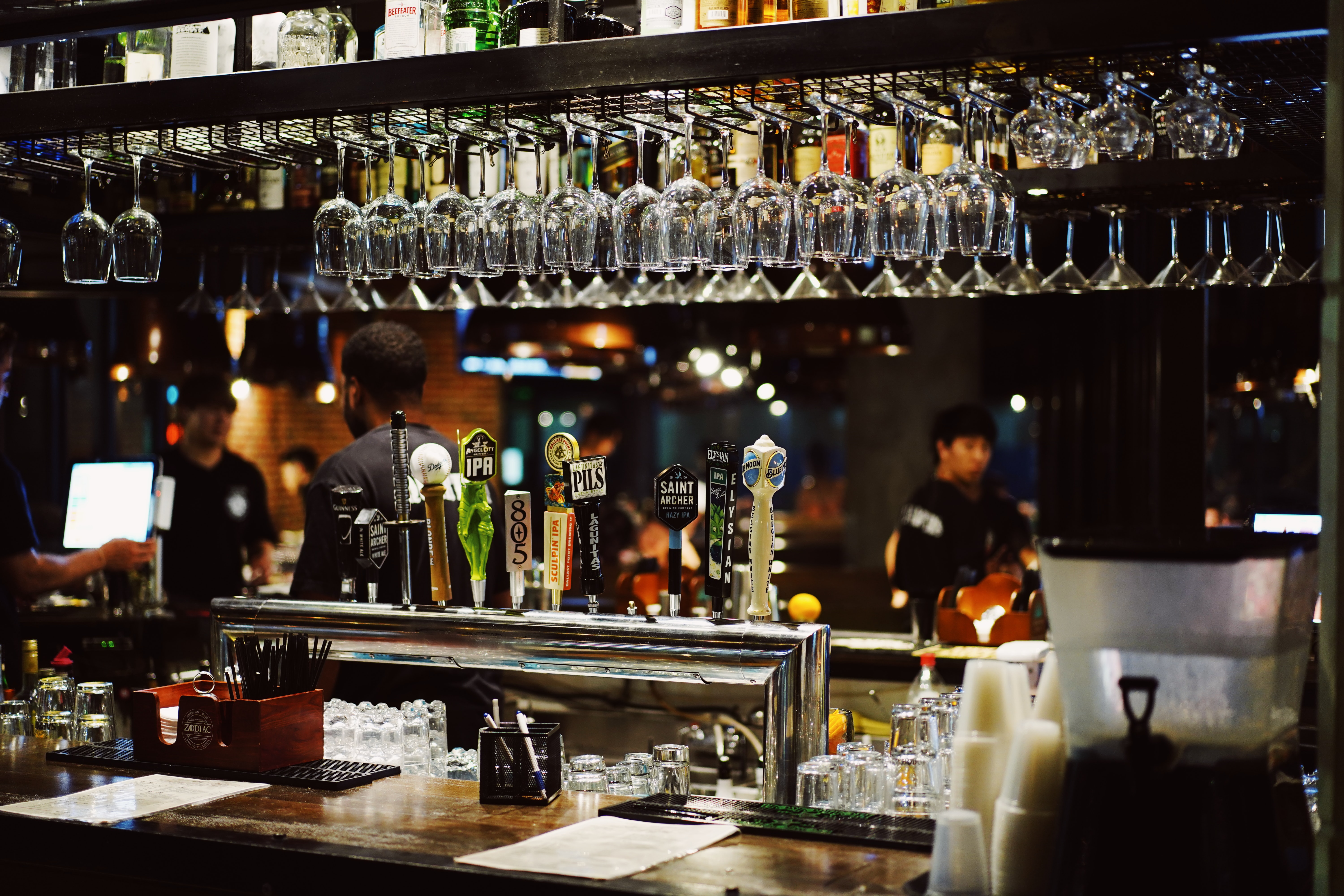 bar