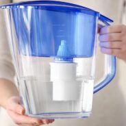 Carafes filtrantes : révolution pour l’eau potable ou gadget marketing ? Une analyse approfondie