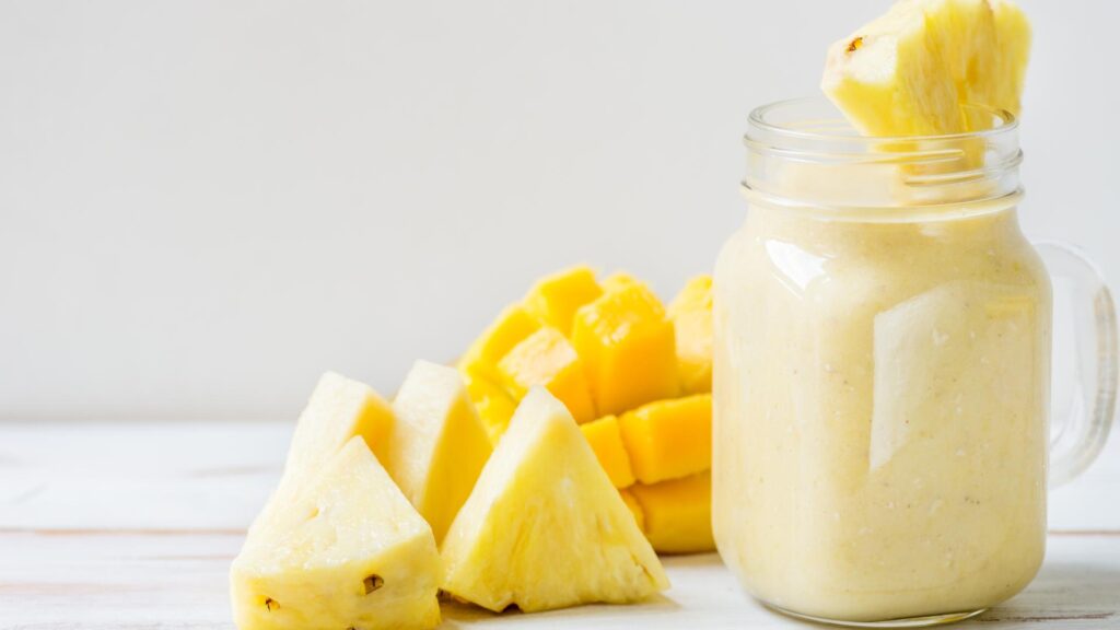 Smoothie Tropical à la Mangue et à l’Ananas